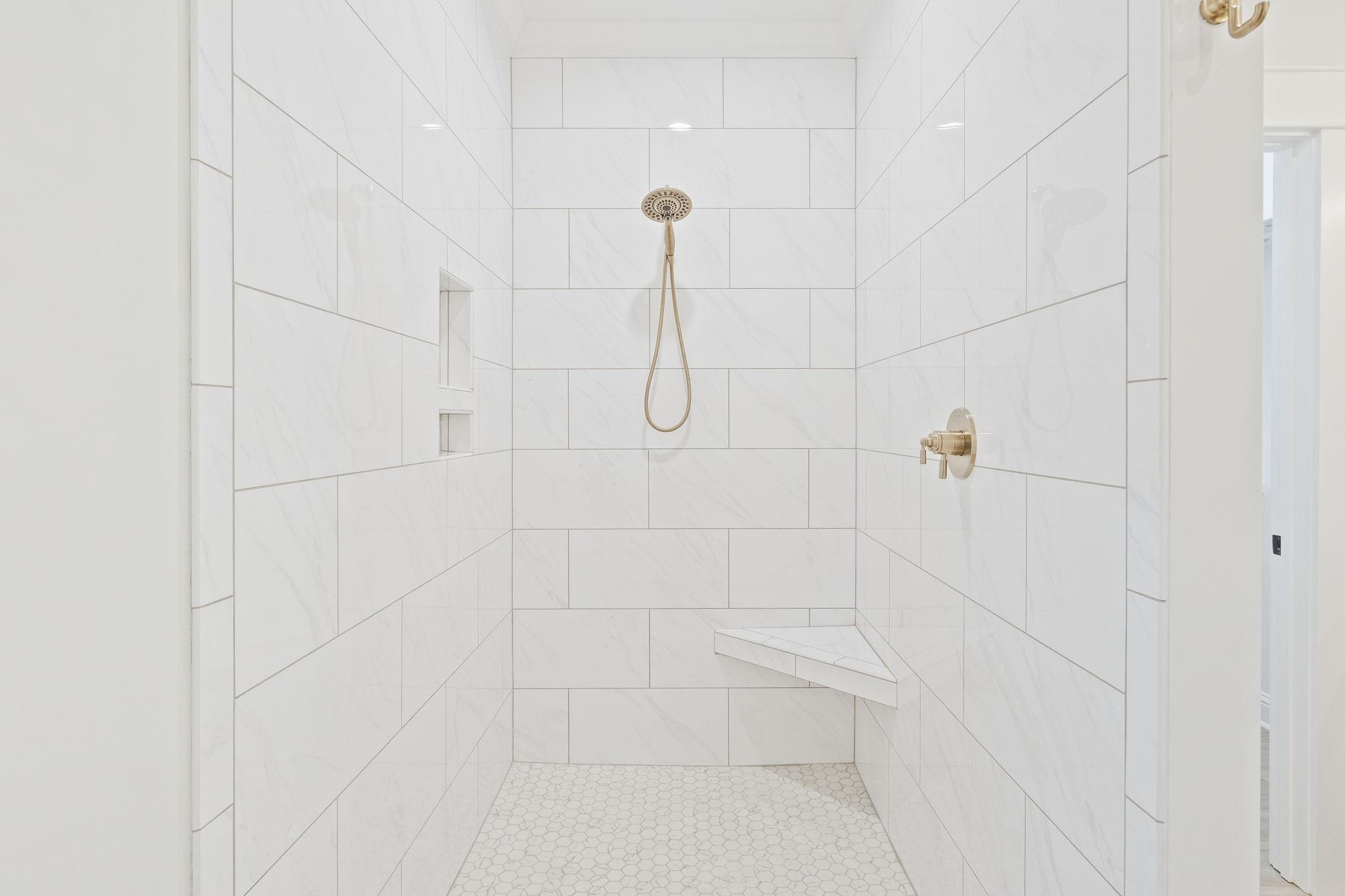 12130 Reunion Place Foley, AL 36535 - Photo 21 of 42 Bathroom