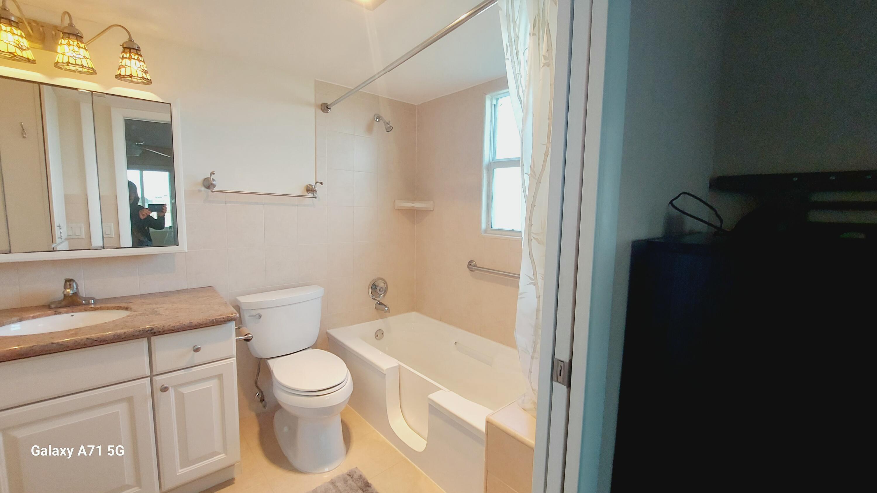 1032 Ainslie Drive, Unit 1032 Boca Raton, FL 33434 - Photo 21 of 39 20260208_100017