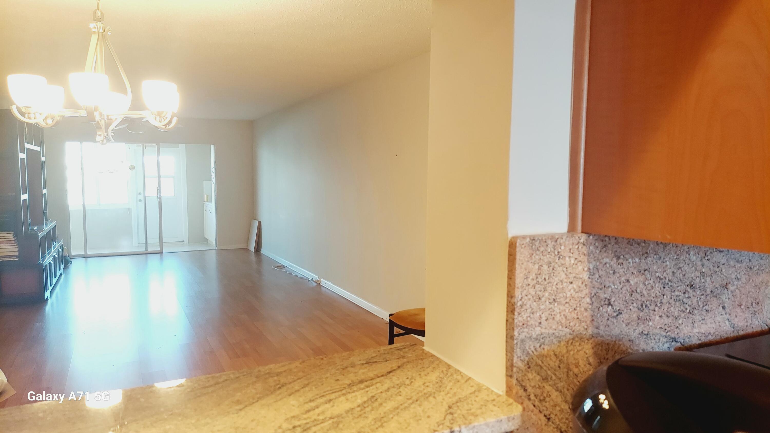 1032 Ainslie Drive, Unit 1032 Boca Raton, FL 33434 - Photo 6 of 39 pass-thru