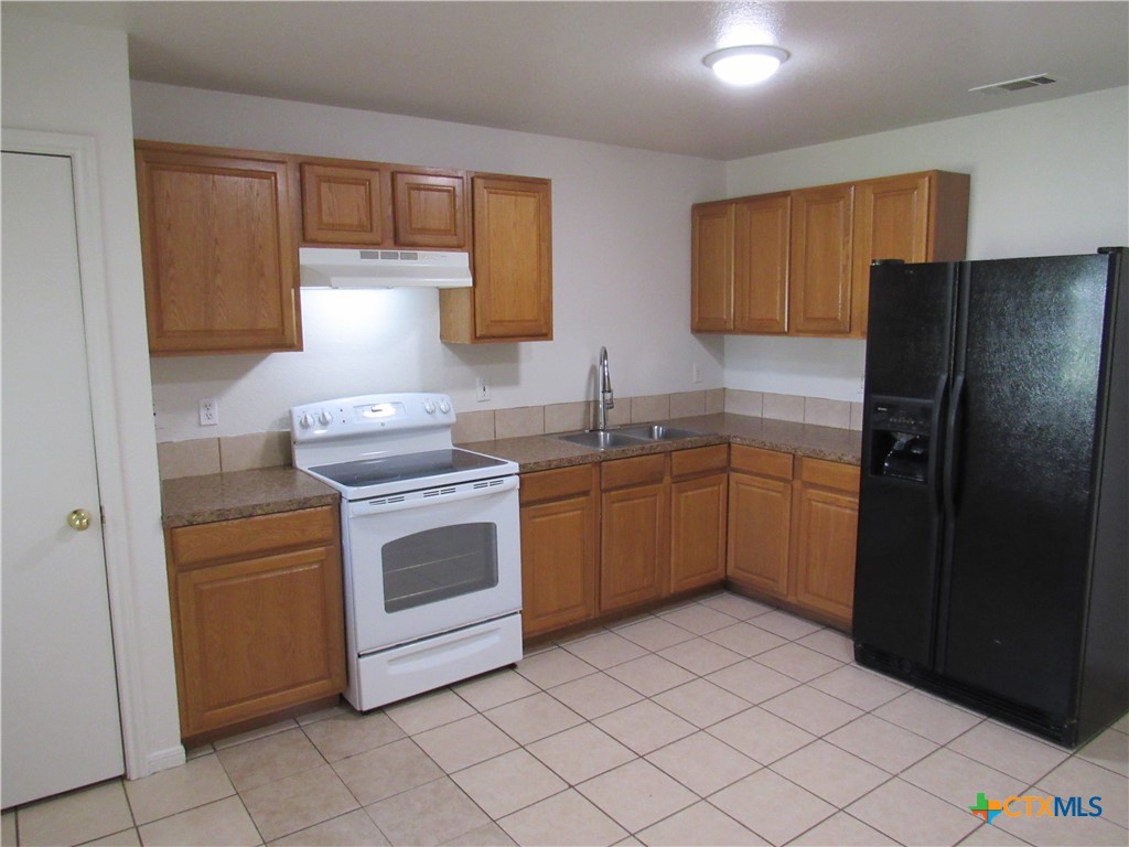 200 Randy Boulevard, Unit B Harker Heights, TX 76548 - Photo 4 of 12