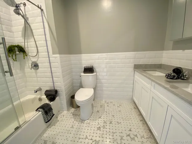 $3,190 | 118 Pond Road, Unit 1118, Coram, NY 11727