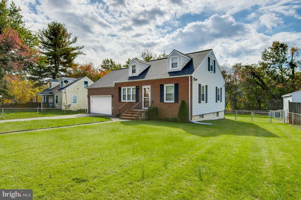 5 Lexington Road Hanover, MD 21076 - Photo 2 of 36 Front Side of House -Look at this Yard! & Fence!