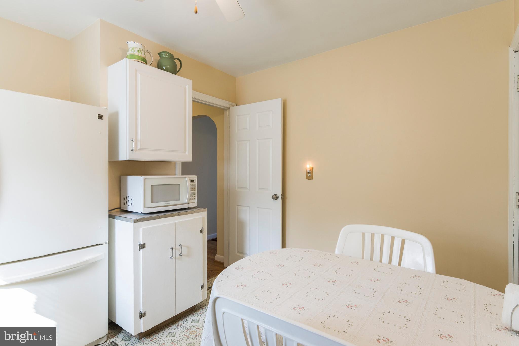 5 Lexington Road Hanover, MD 21076 - Photo 11 of 36 Room for Eat-in