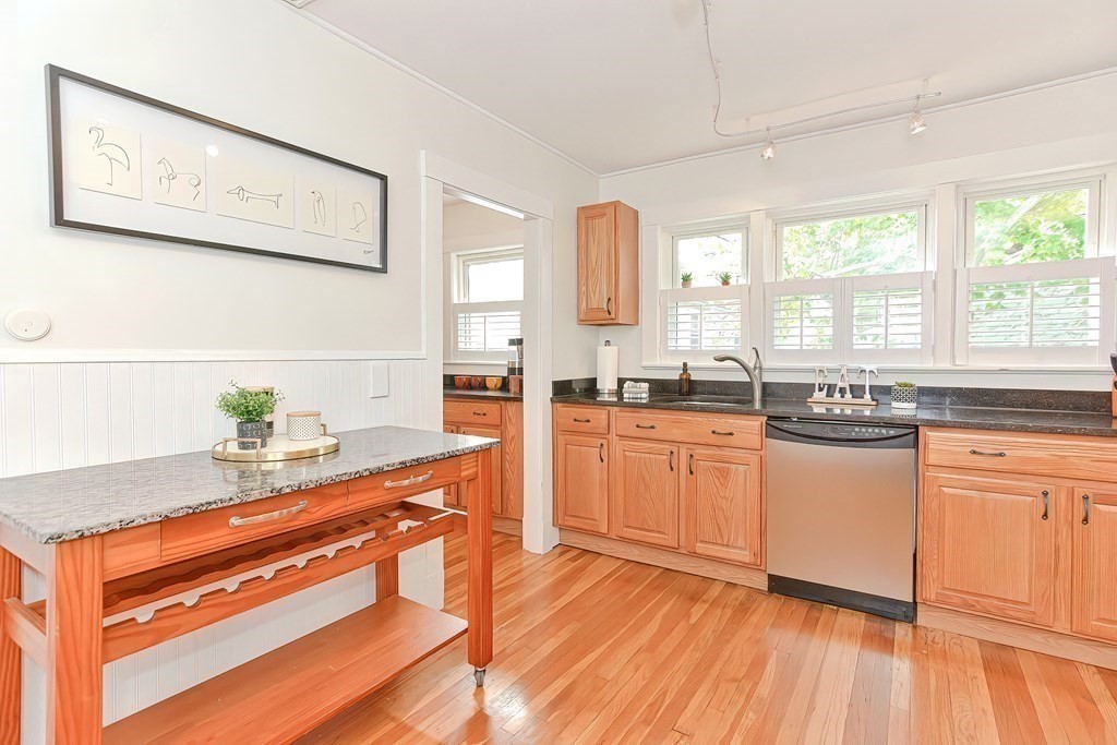 76 Elson Road, Unit 2 Waltham, MA 02451 - Photo 13 of 26 Gallery Image 13
