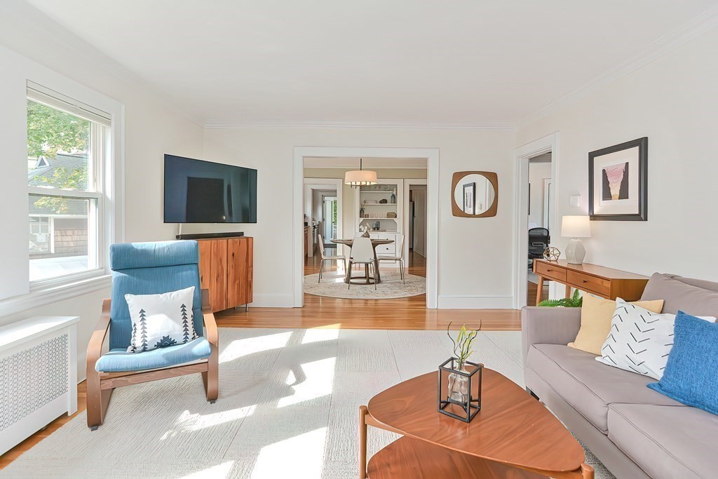76 Elson Road, Unit 2 Waltham, MA 02451 - Photo 4 of 26 Gallery Image 4
