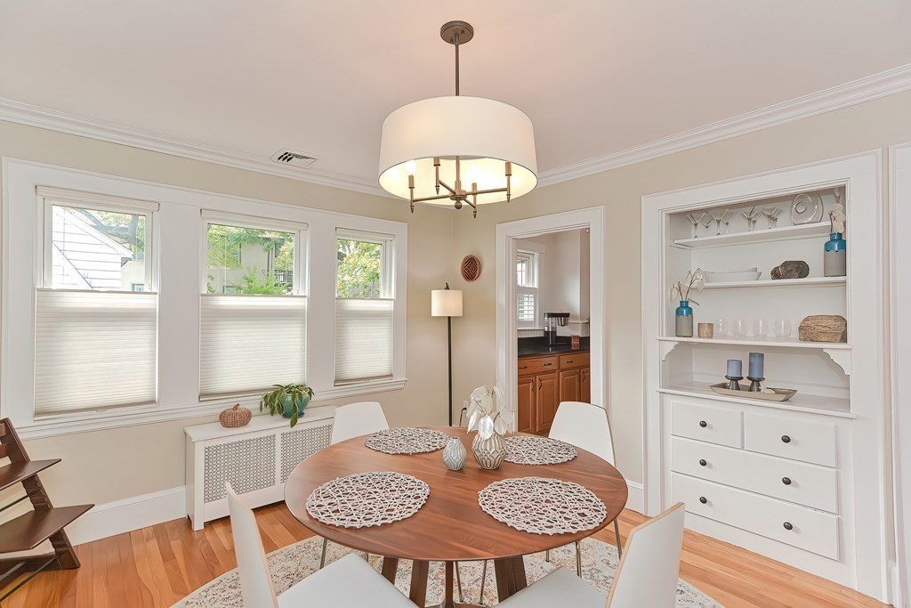 76 Elson Road, Unit 2 Waltham, MA 02451 - Photo 6 of 26 Gallery Image 6
