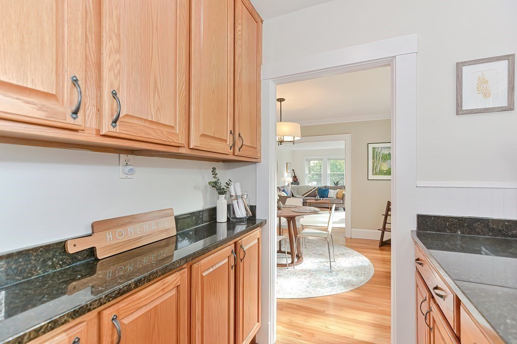 76 Elson Road, Unit 2 Waltham, MA 02451 - Photo 8 of 26 Gallery Image 8