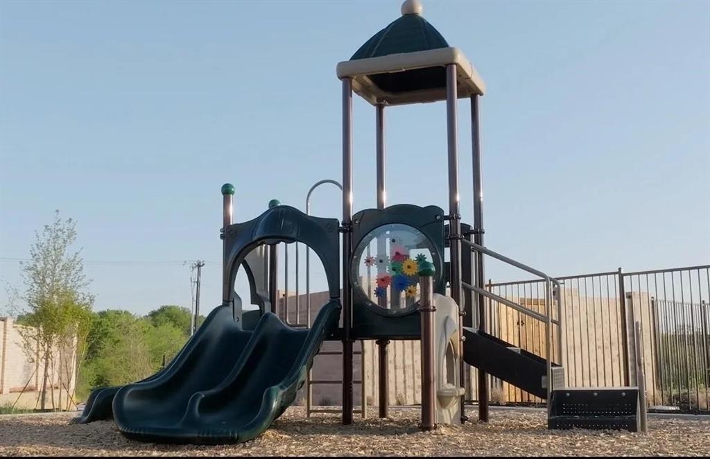 3917 Turquoise Avenue Celina, TX 75009 - Photo 19 of 19 a view of balcony with furniture