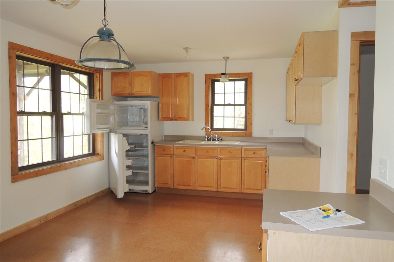 2246 New Duck Pond Road Sheffield, VT 05866 - Photo 4 of 28