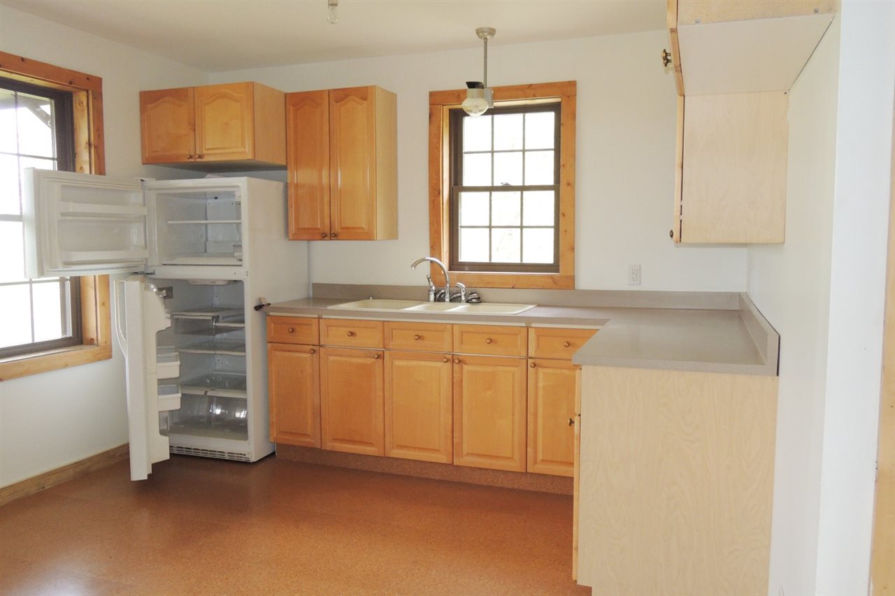 2246 New Duck Pond Road Sheffield, VT 05866 - Photo 5 of 28