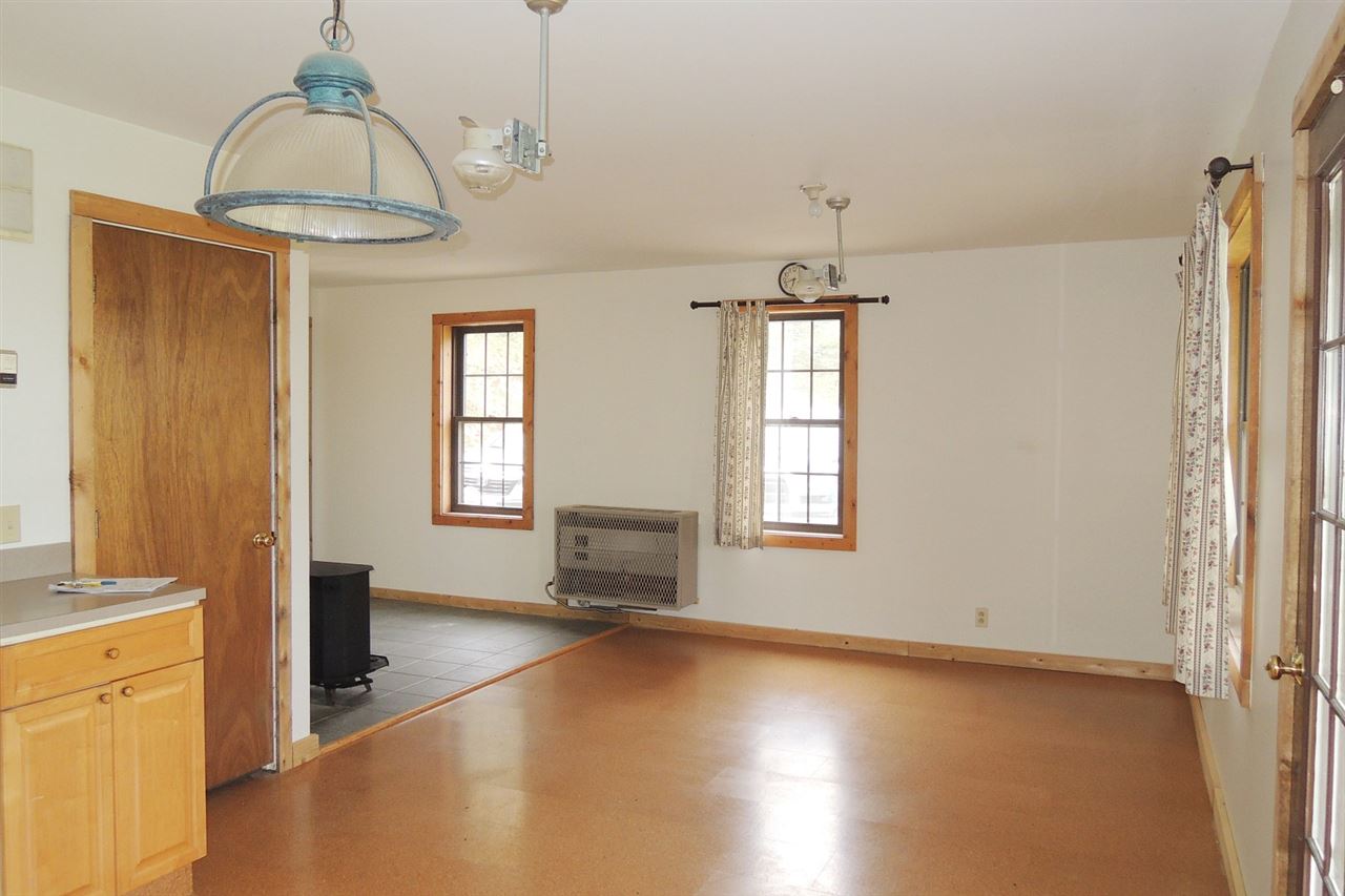 2246 New Duck Pond Road Sheffield, VT 05866 - Photo 6 of 28