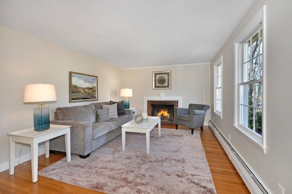 26 Earl Street Lexington, MA 02421 - Photo 16 of 33 Gallery Image 16