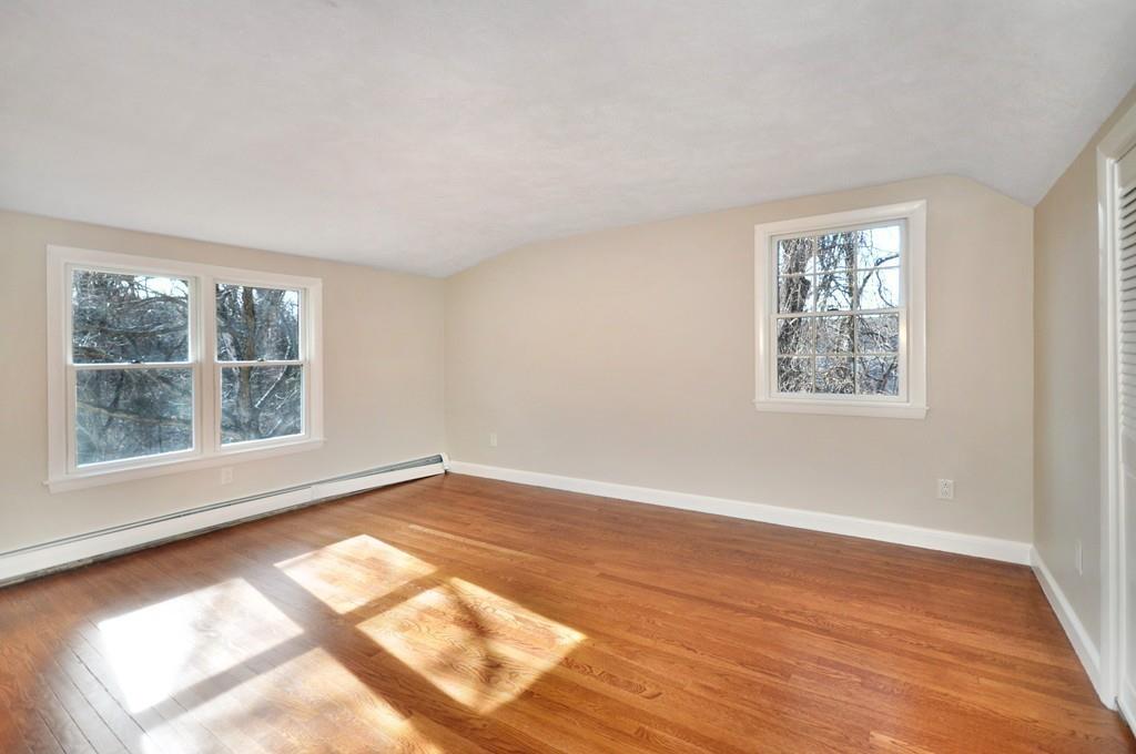 26 Earl Street Lexington, MA 02421 - Photo 20 of 33 Gallery Image 20