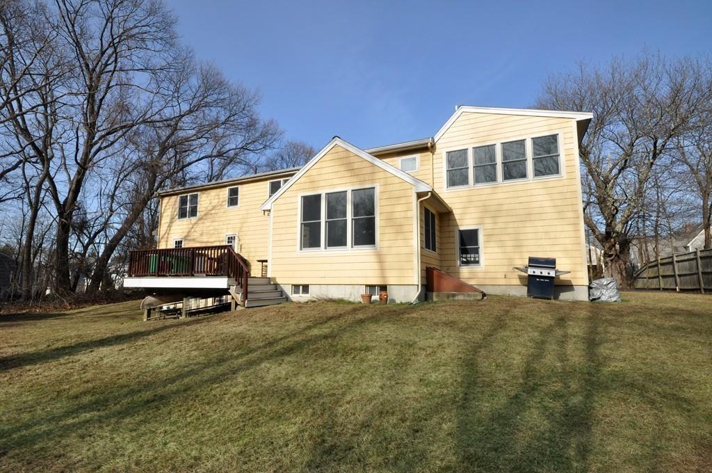 26 Earl Street Lexington, MA 02421 - Photo 29 of 33 Gallery Image 29