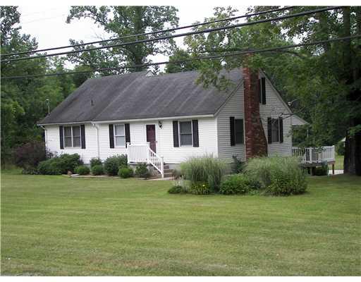 3354 Old Pittsburgh Road New Castle, PA 16101 - Photo 1 of 11 Exterior Front.