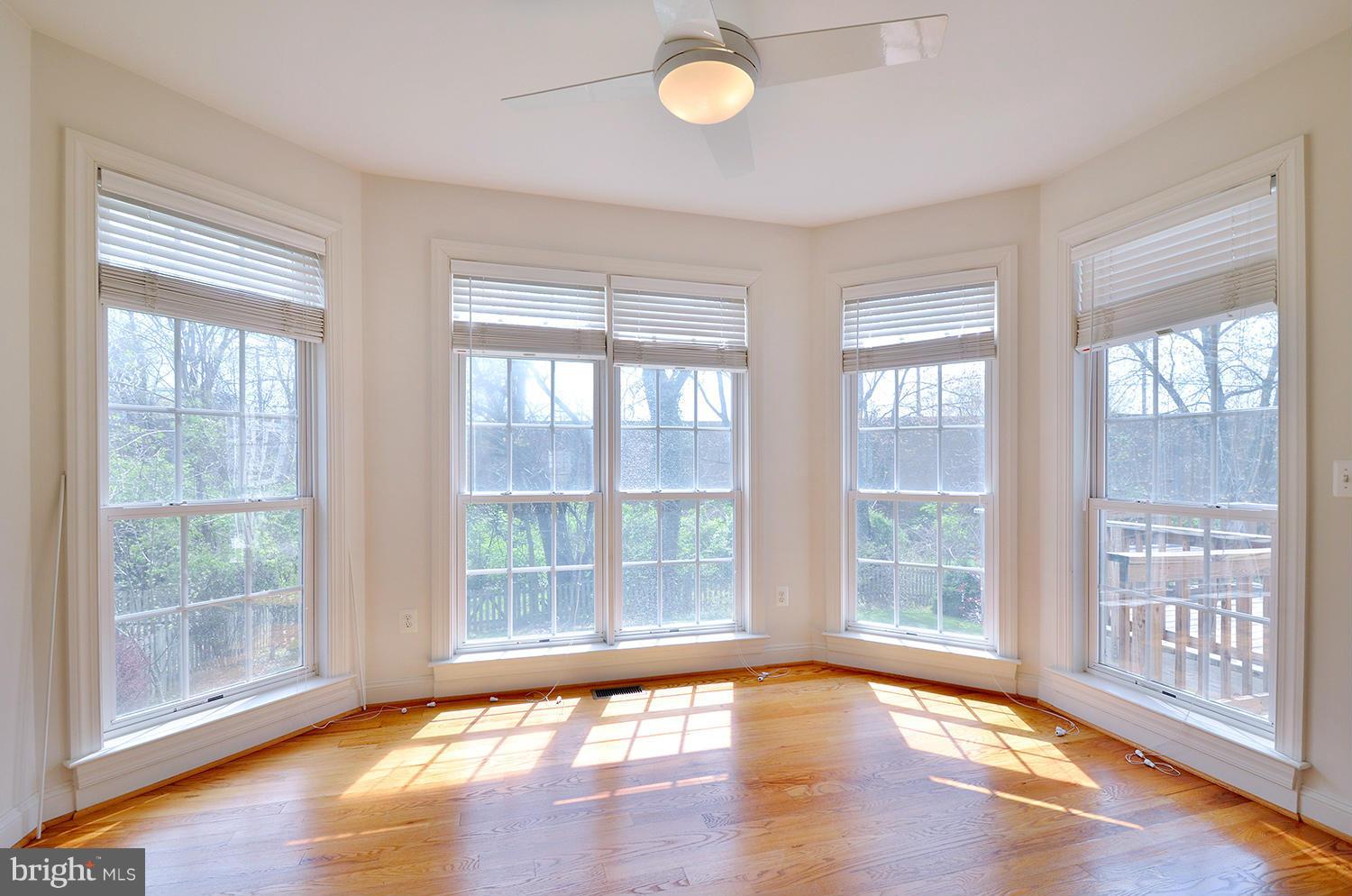 5914 Ipswich Road Bethesda, MD 20814 - Photo 13 of 30 Interior (General)
