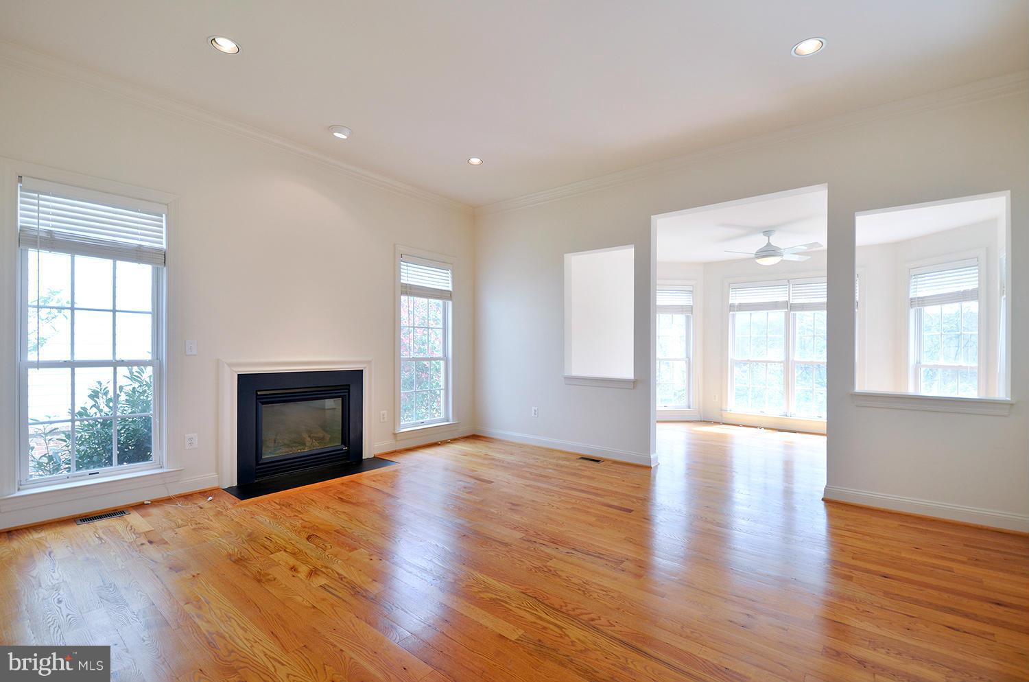 5914 Ipswich Road Bethesda, MD 20814 - Photo 10 of 30 Family Room