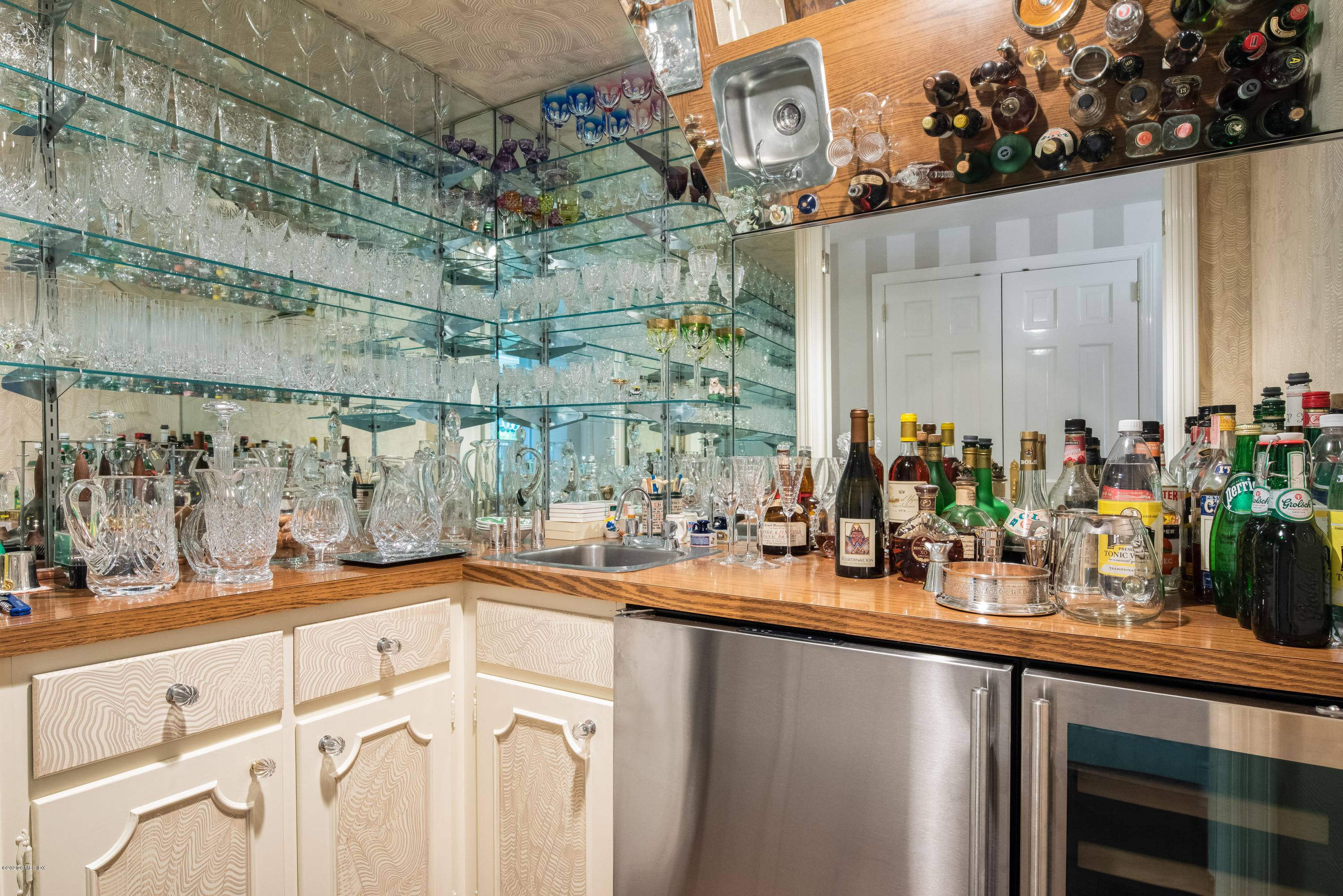 191 Clapboard Ridge Road Greenwich, CT 06831 - Photo 9 of 23 a kitchen with lots of counter top space and dining table