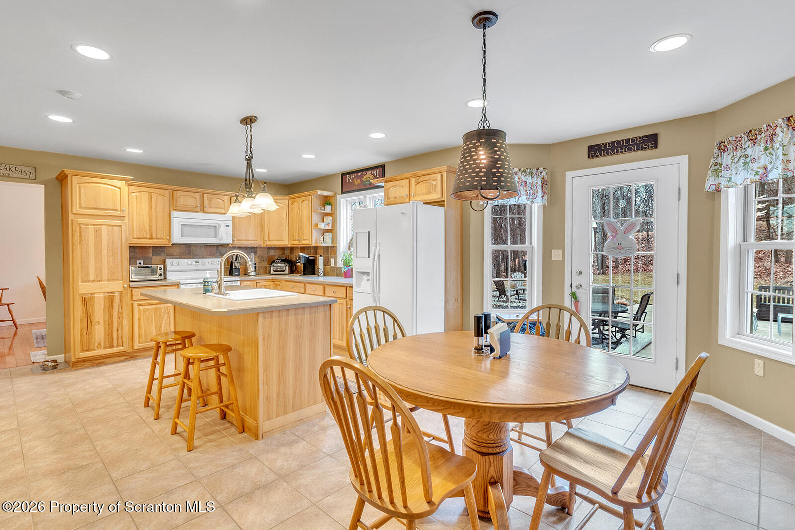 1611 Cherry Street Scranton, PA 18505 - Photo 43 of 90 SPACIOUS EAT IN KITCHEN