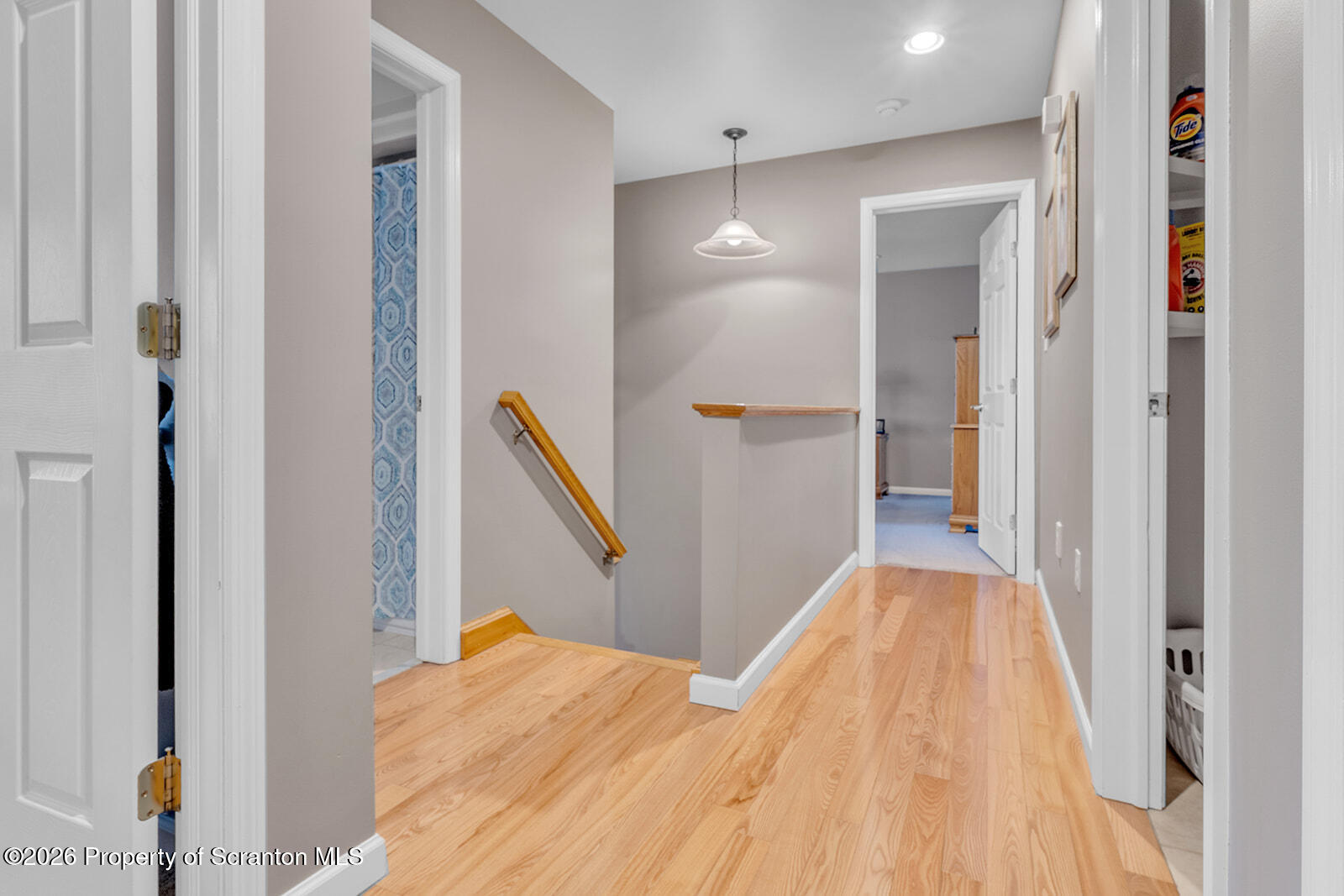 1611 Cherry Street Scranton, PA 18505 - Photo 52 of 90 2ND FLOOR HALL