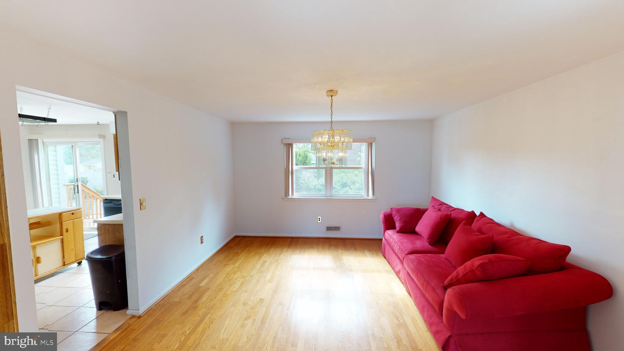 2 Candlestick Road Clementon, NJ 08021 - Photo 12 of 40 a room with furniture and a window