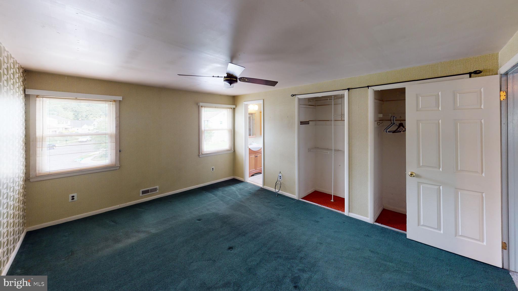 2 Candlestick Road Clementon, NJ 08021 - Photo 25 of 40 an empty room with windows