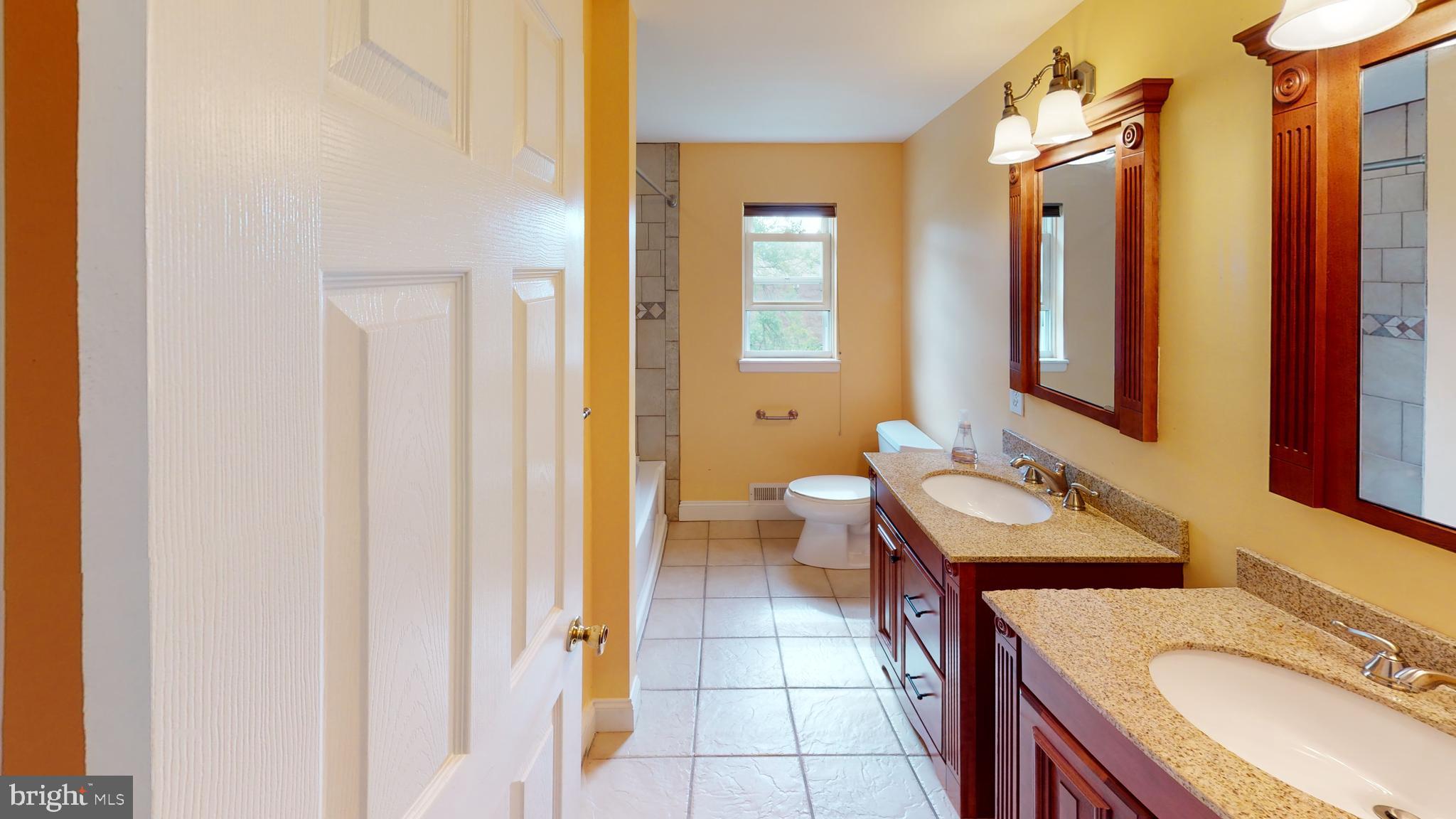2 Candlestick Road Clementon, NJ 08021 - Photo 31 of 40 a spacious bathroom with a granite countertop sink toilet and shower