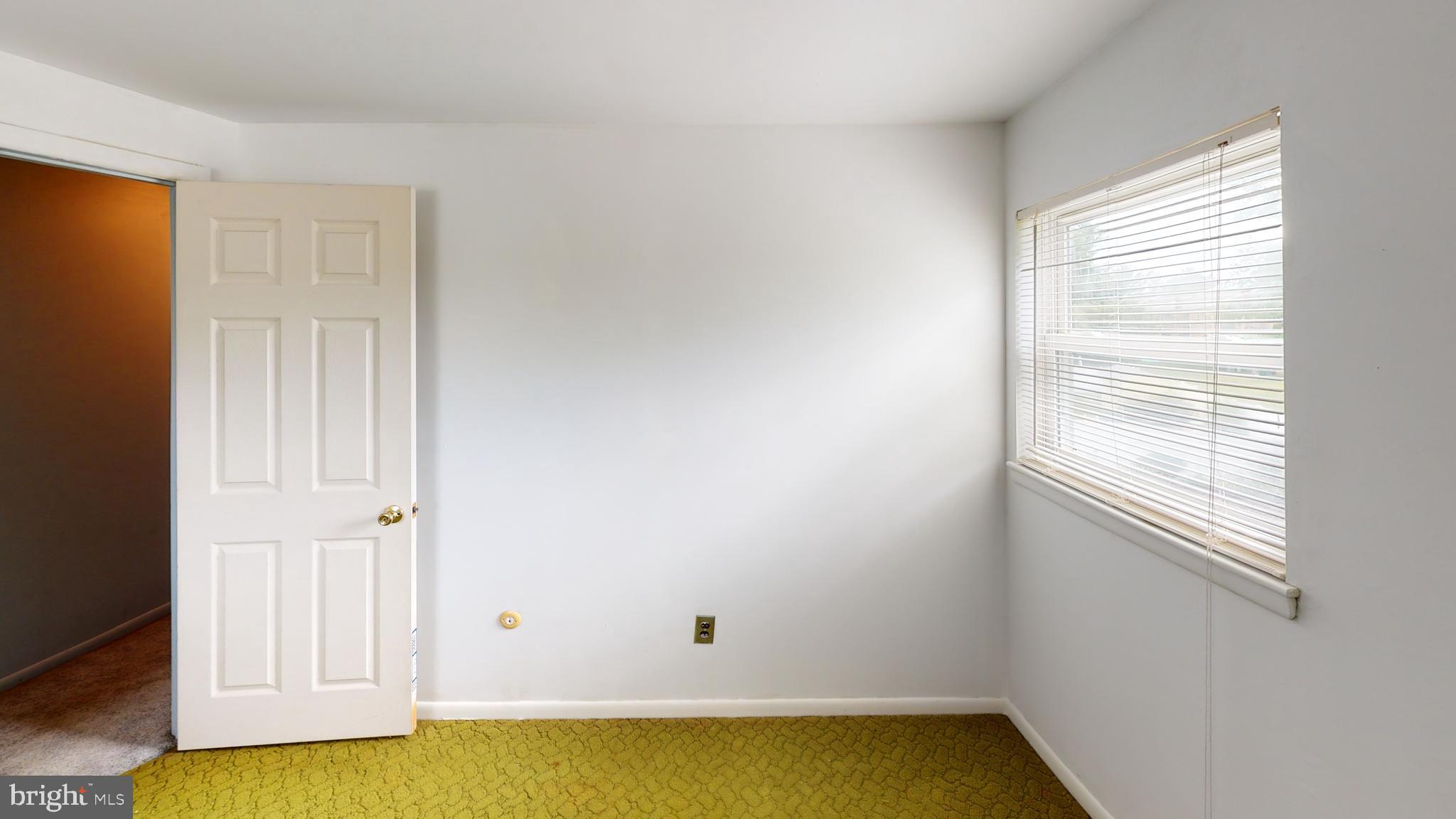 2 Candlestick Road Clementon, NJ 08021 - Photo 33 of 40 a view of small space with window