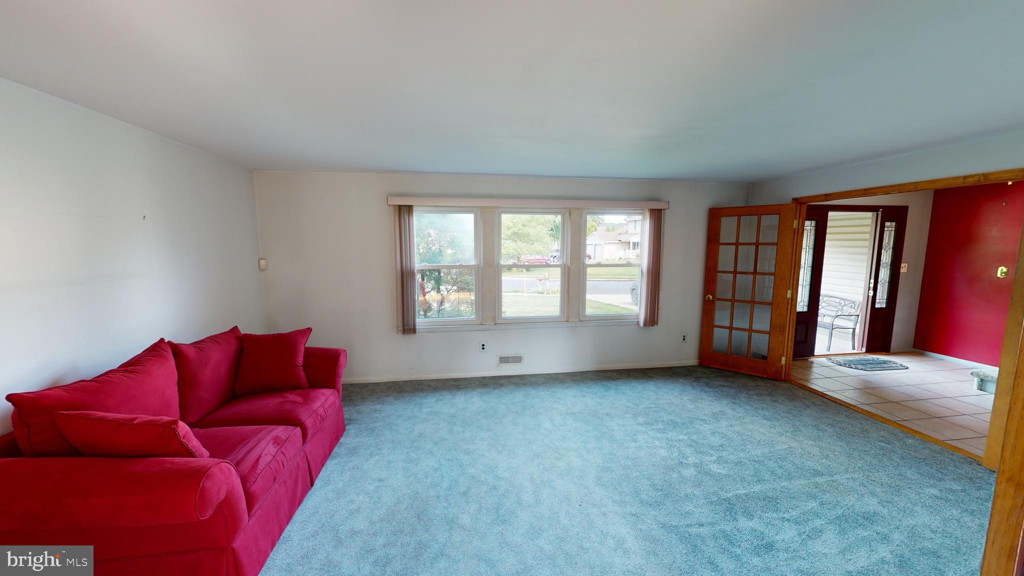 2 Candlestick Road Clementon, NJ 08021 - Photo 10 of 40 a living room with furniture and a window