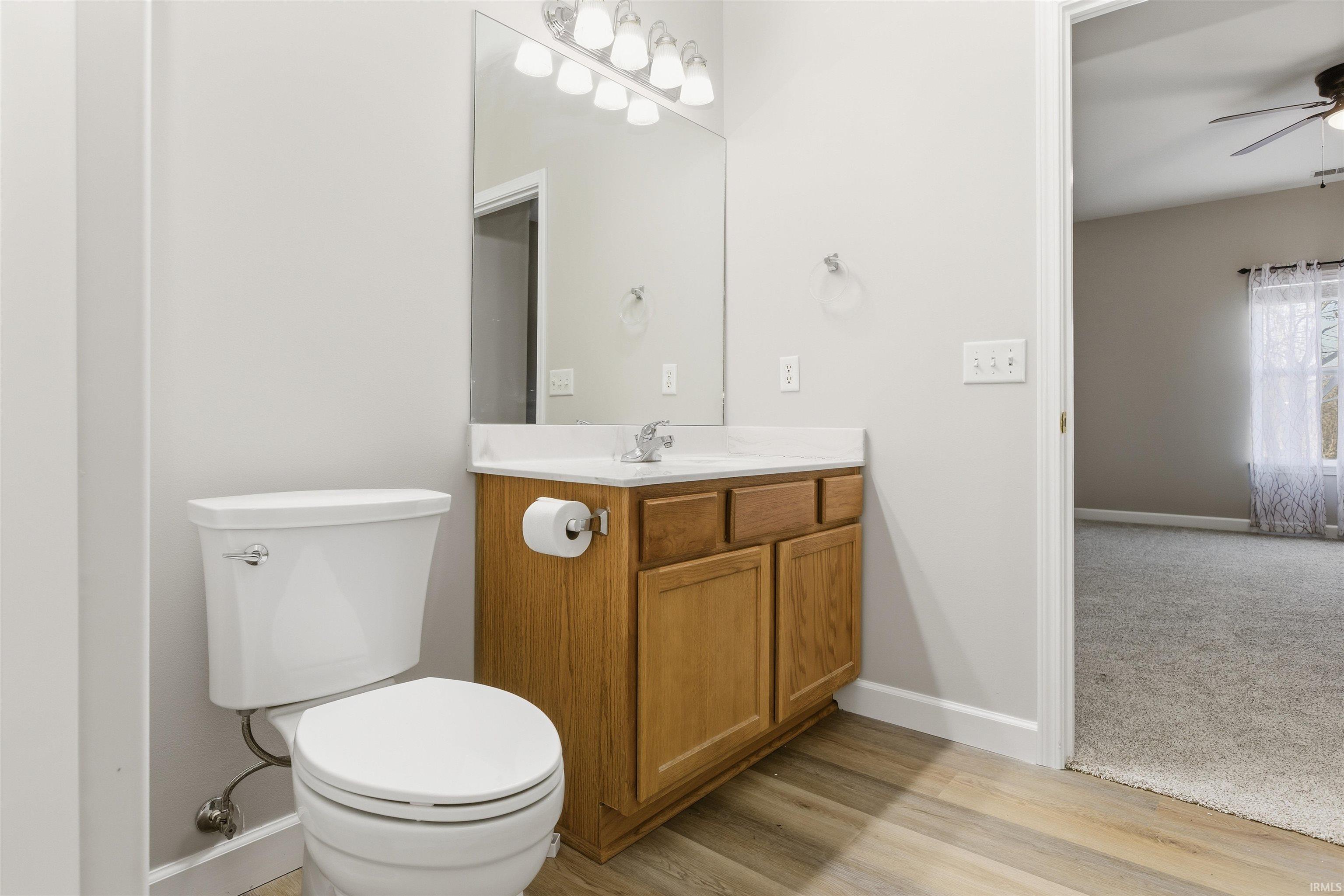 690 South Fieldstone Boulevard Bloomington, IN 47403 - Photo 13 of 28