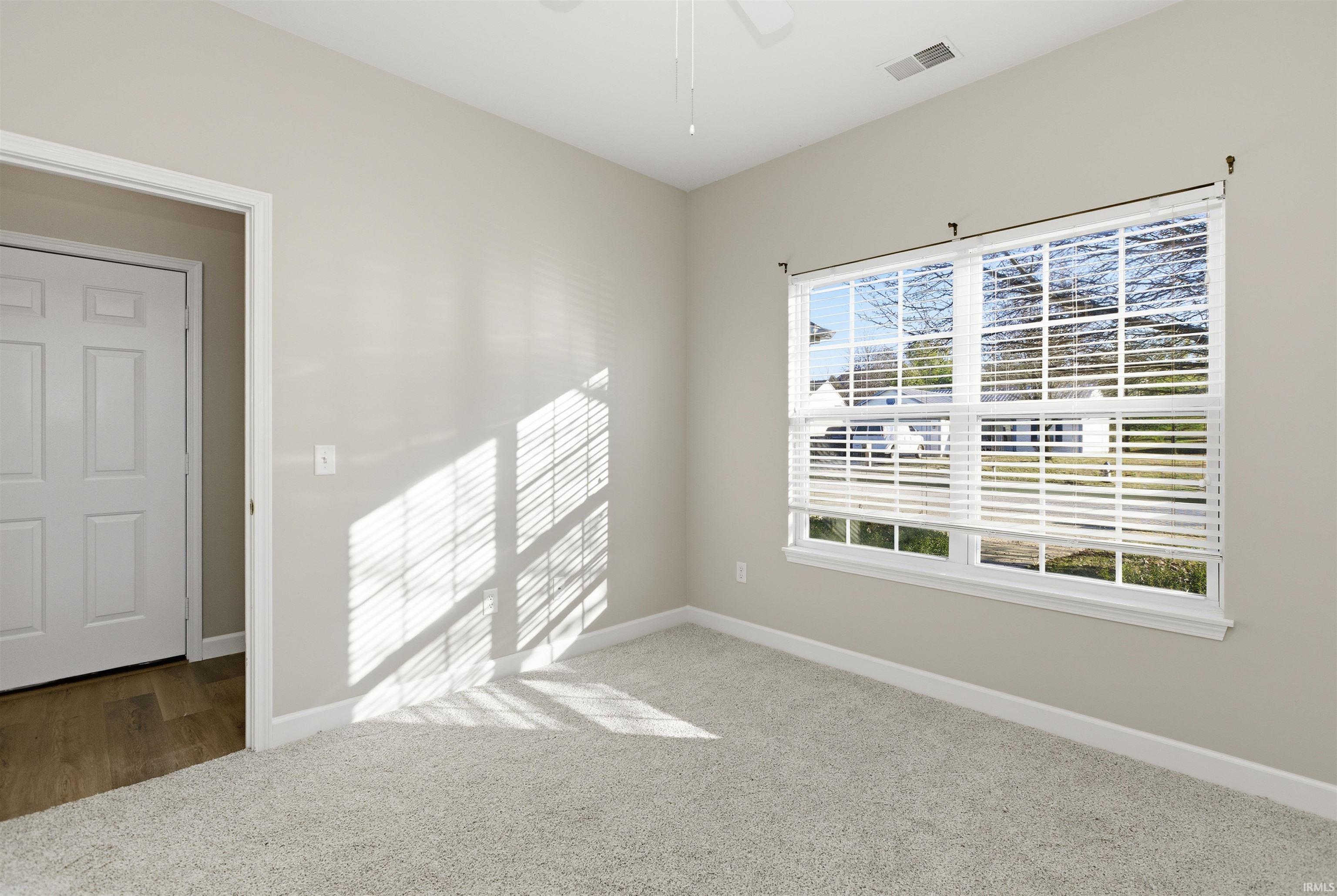 690 South Fieldstone Boulevard Bloomington, IN 47403 - Photo 15 of 28