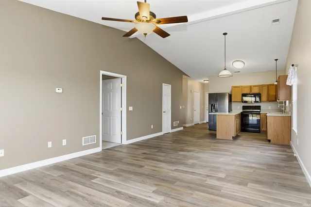 $259,900 | 690 South Fieldstone Boulevard, Bloomington, IN 47403