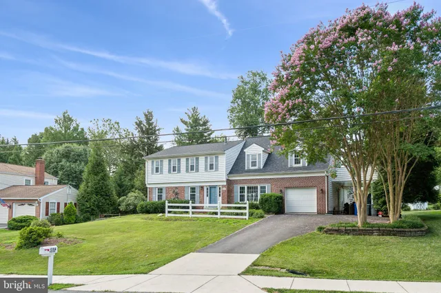 $844,000 | 16709 Bethayres Road, Rockville, MD 20855