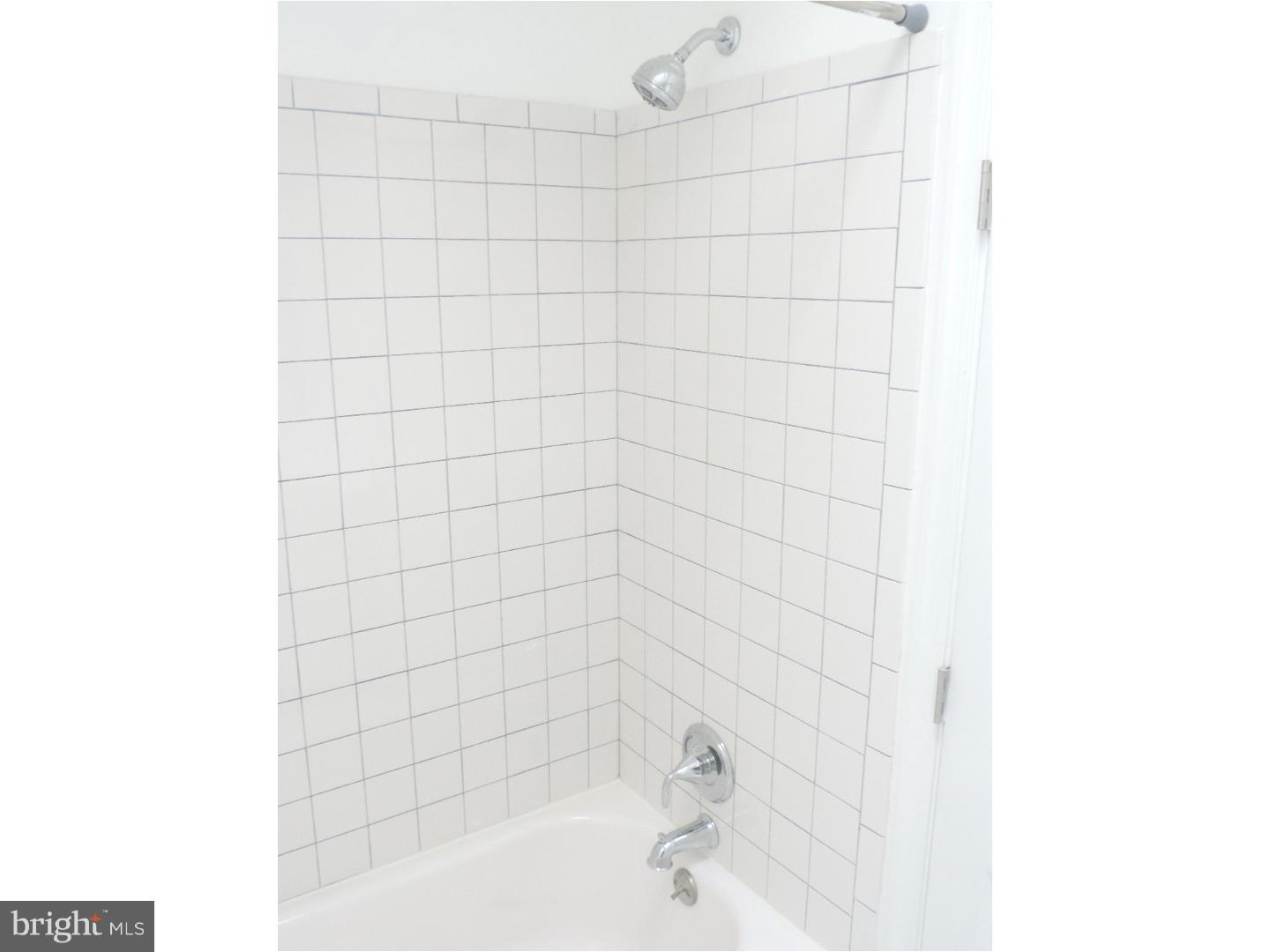 2880 Angus Road Philadelphia, PA 19114 - Photo 16 of 24 Bathroom