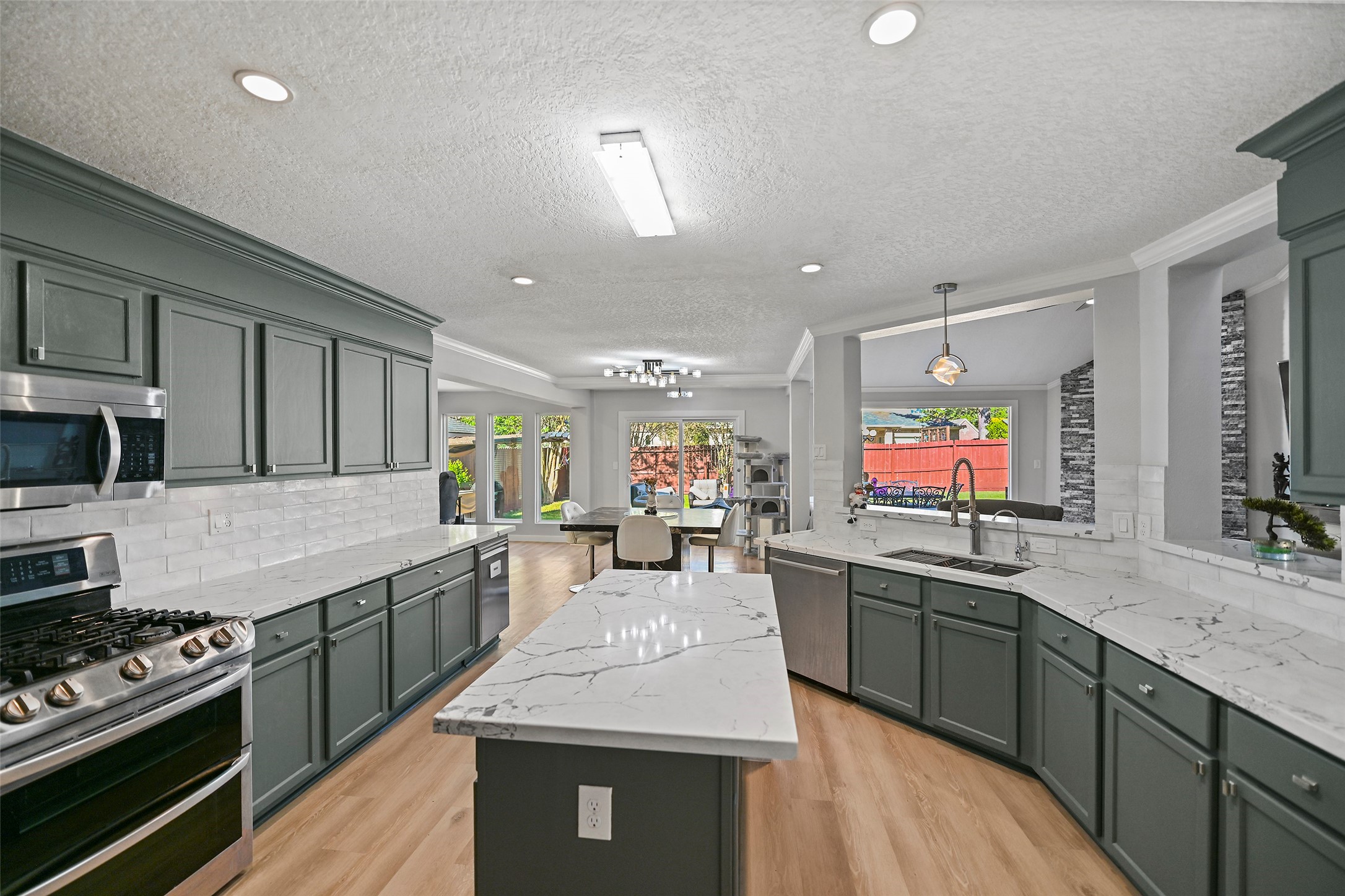 25119 Aughton Drive Spring, TX 77389 - Photo 12 of 41