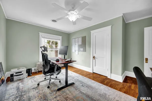 $250,000 | 1109 North Prairie Street, Galesburg, IL 61401