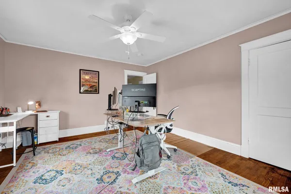 $250,000 | 1109 North Prairie Street, Galesburg, IL 61401