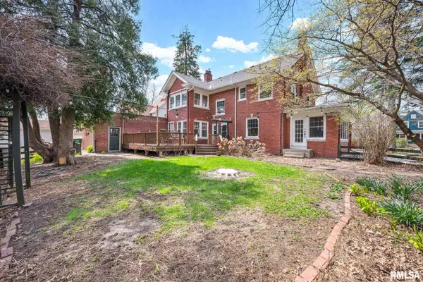 $250,000 | 1109 North Prairie Street, Galesburg, IL 61401