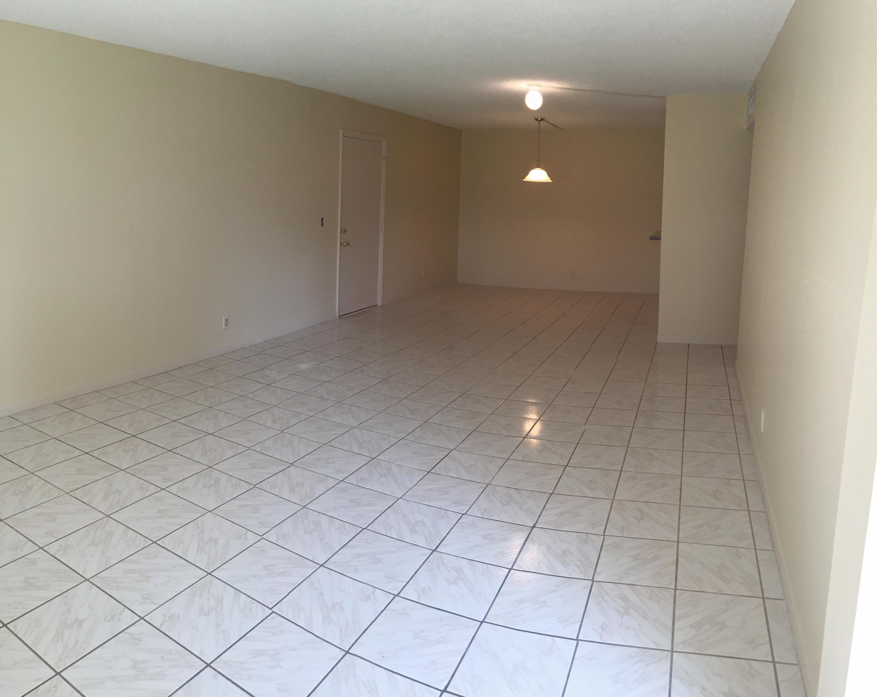 22735 Southwest 66th Avenue, Unit 107 Boca Raton, FL 33428 - Photo 2 of 9 Living Room