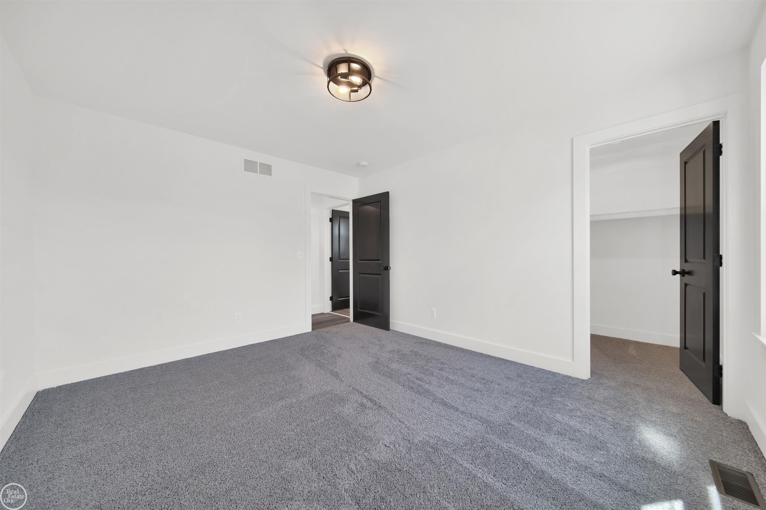 239 Shelldrake Lane, Unit 40 St. Clair, MI 48079 - Photo 18 of 31