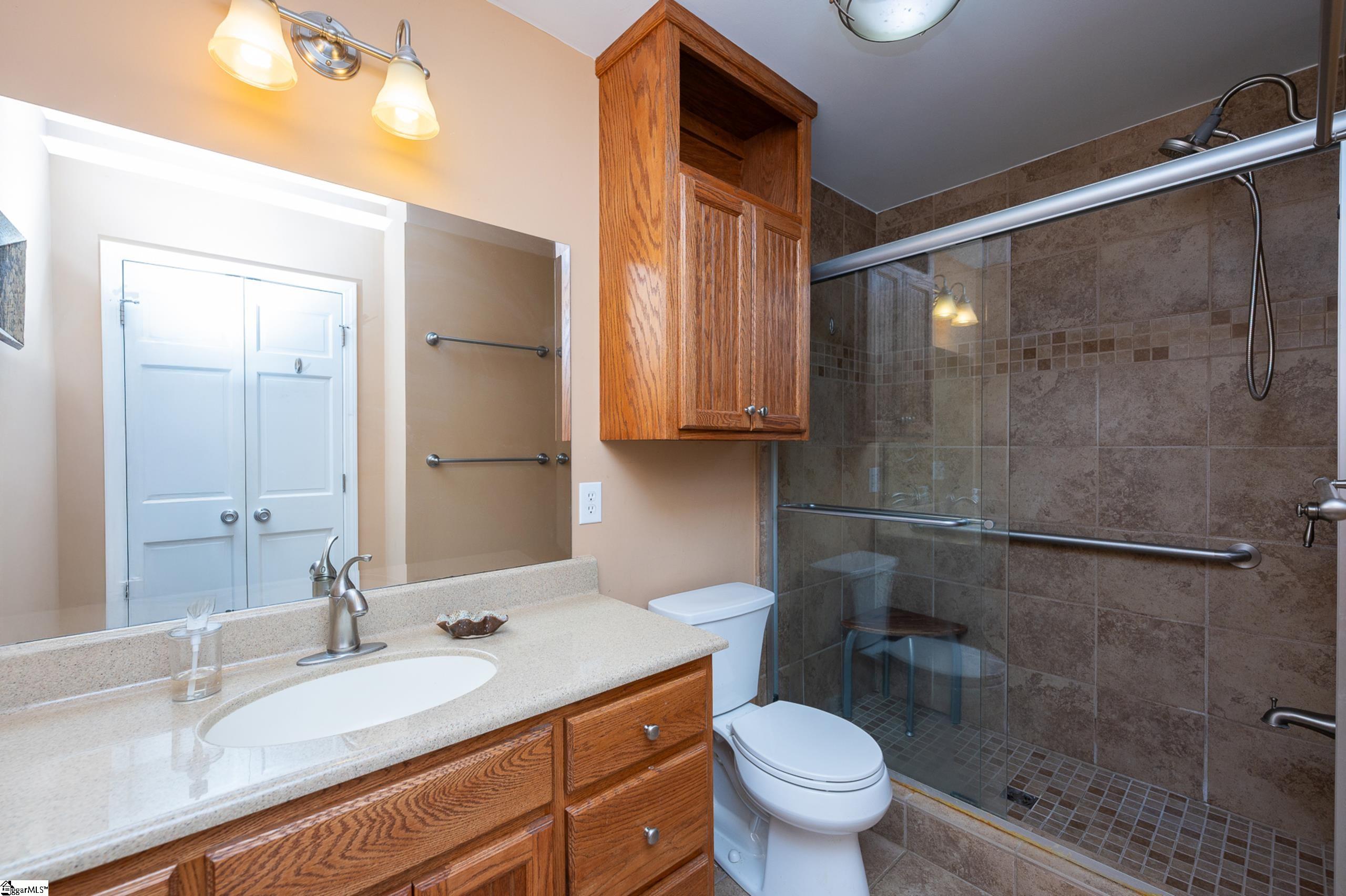 116 Sycamore Drive Marietta, SC 29661 - Photo 16 of 37