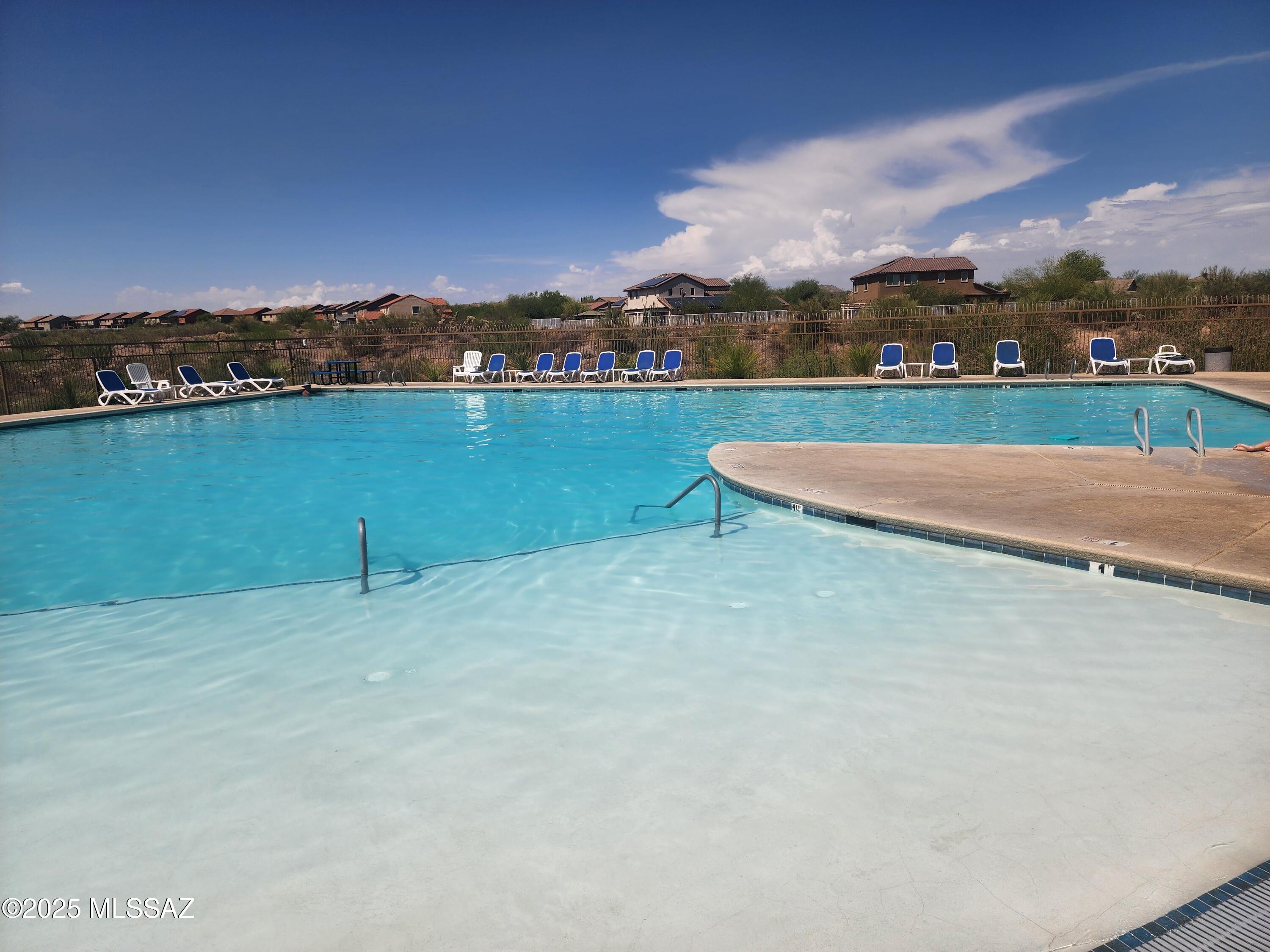 5781 Cedar Ridge Road Tucson, AZ 85747 - Photo 3 of 21