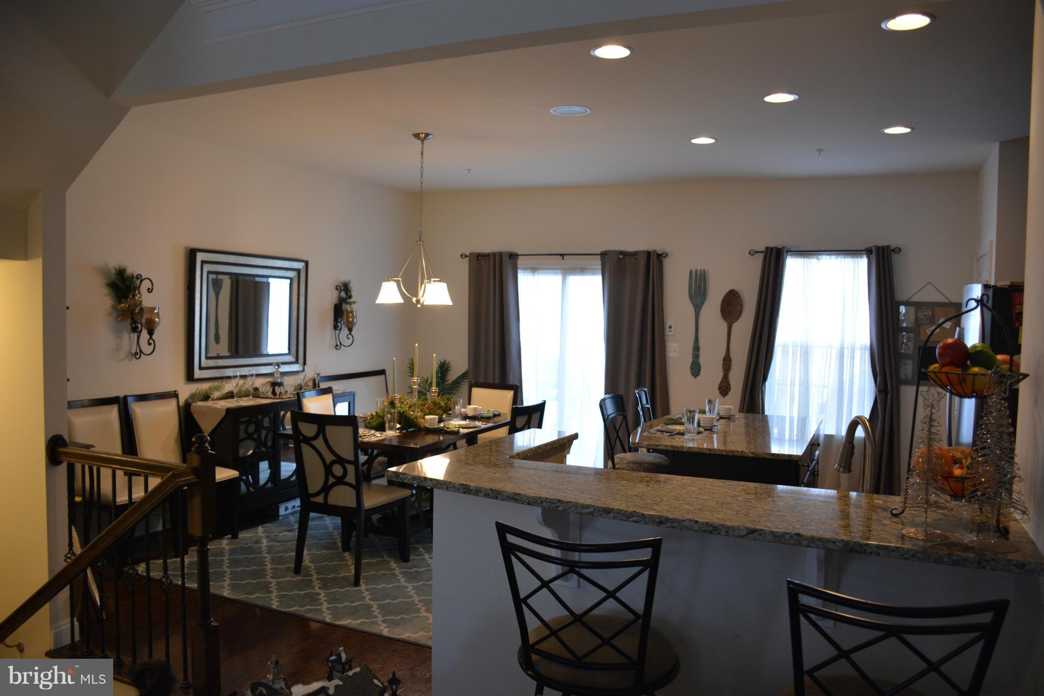 7137 Susans Pass Elkridge, MD 21075 - Photo 3 of 26 Kitchen