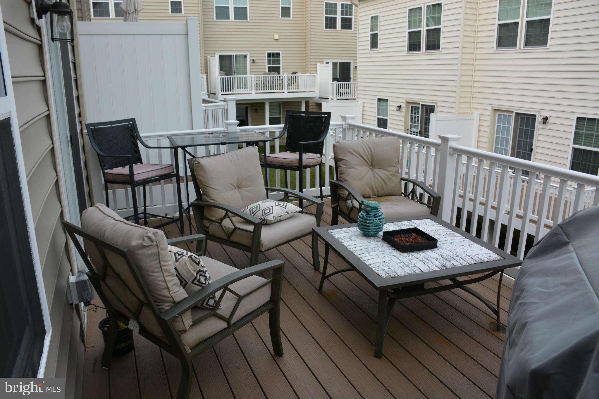 7137 Susans Pass Elkridge, MD 21075 - Photo 25 of 26 Exterior (Rear)