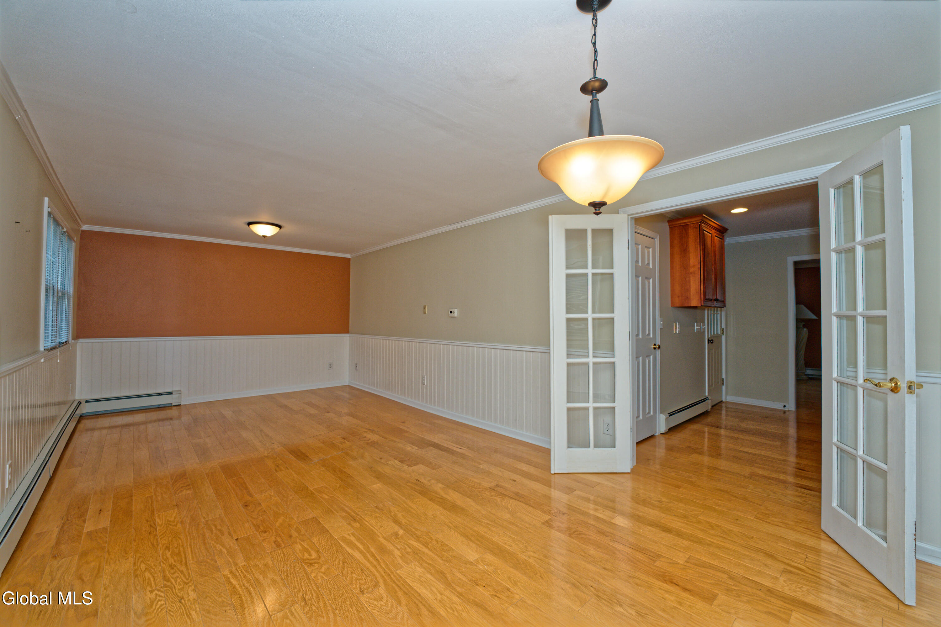 219 Rotterdam Street Rotterdam, NY 12306 - Photo 14 of 45 1 Main House 10