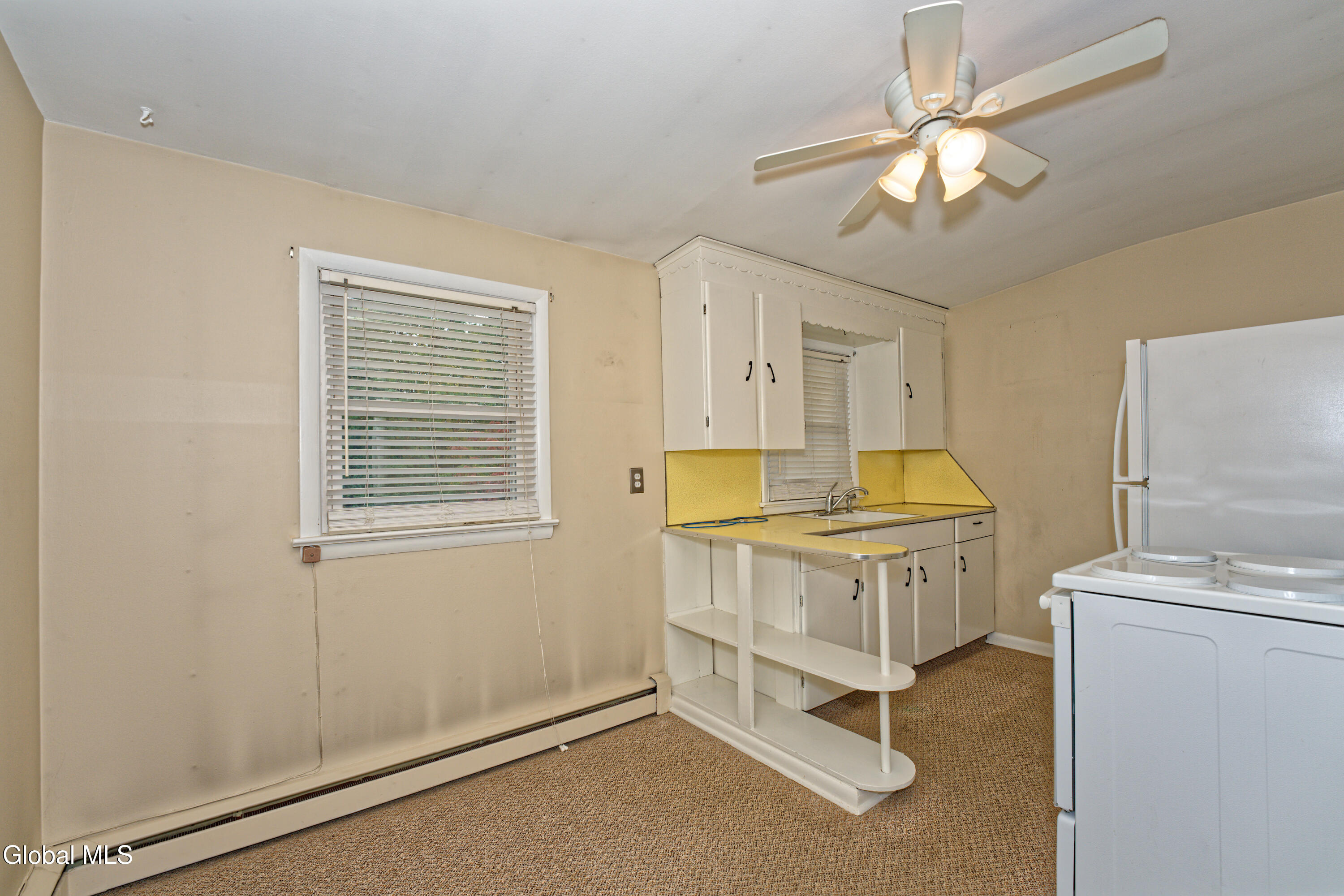 219 Rotterdam Street Rotterdam, NY 12306 - Photo 30 of 45 2 In Law 4