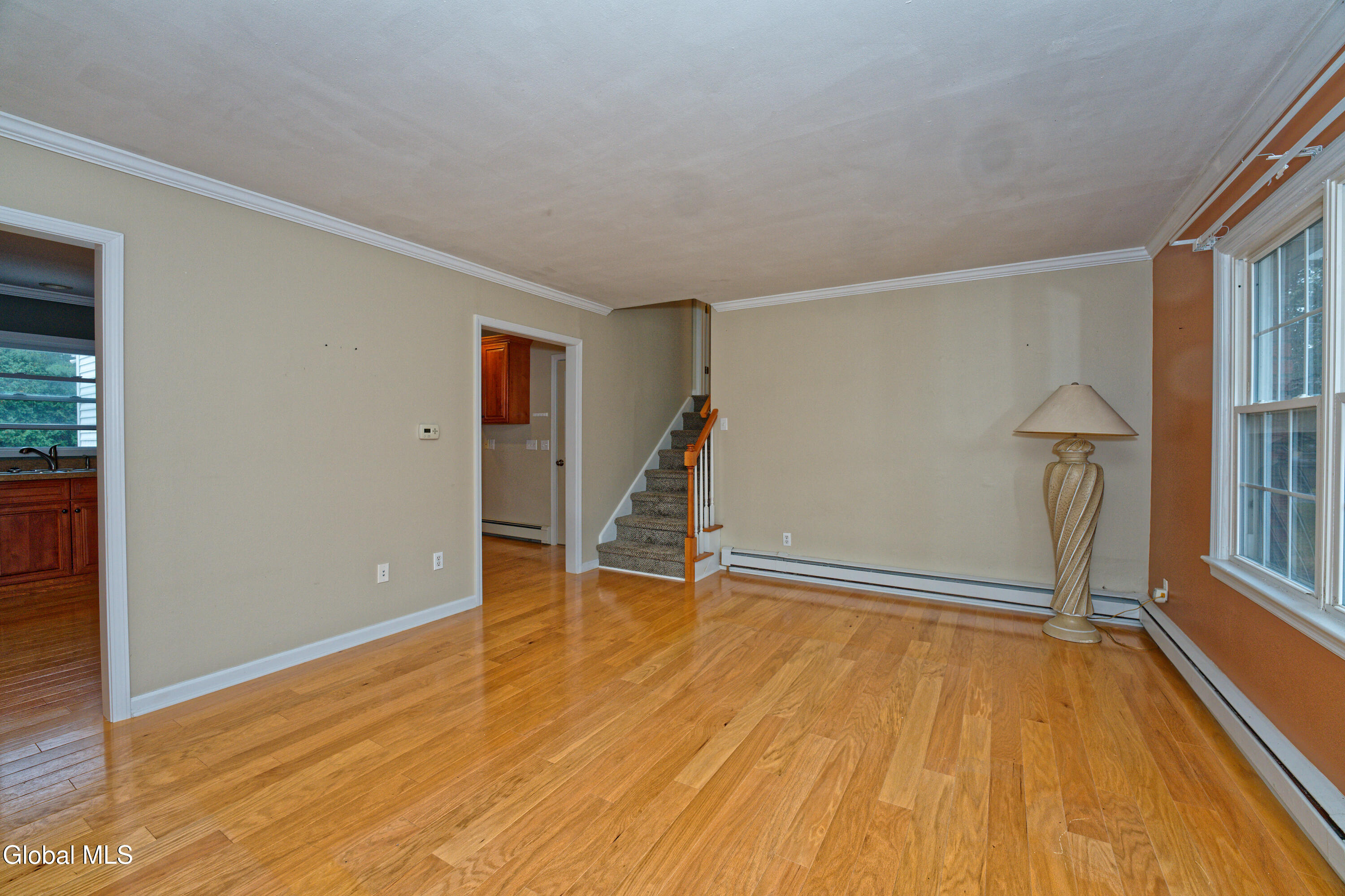 219 Rotterdam Street Rotterdam, NY 12306 - Photo 5 of 45 1 Main House 1