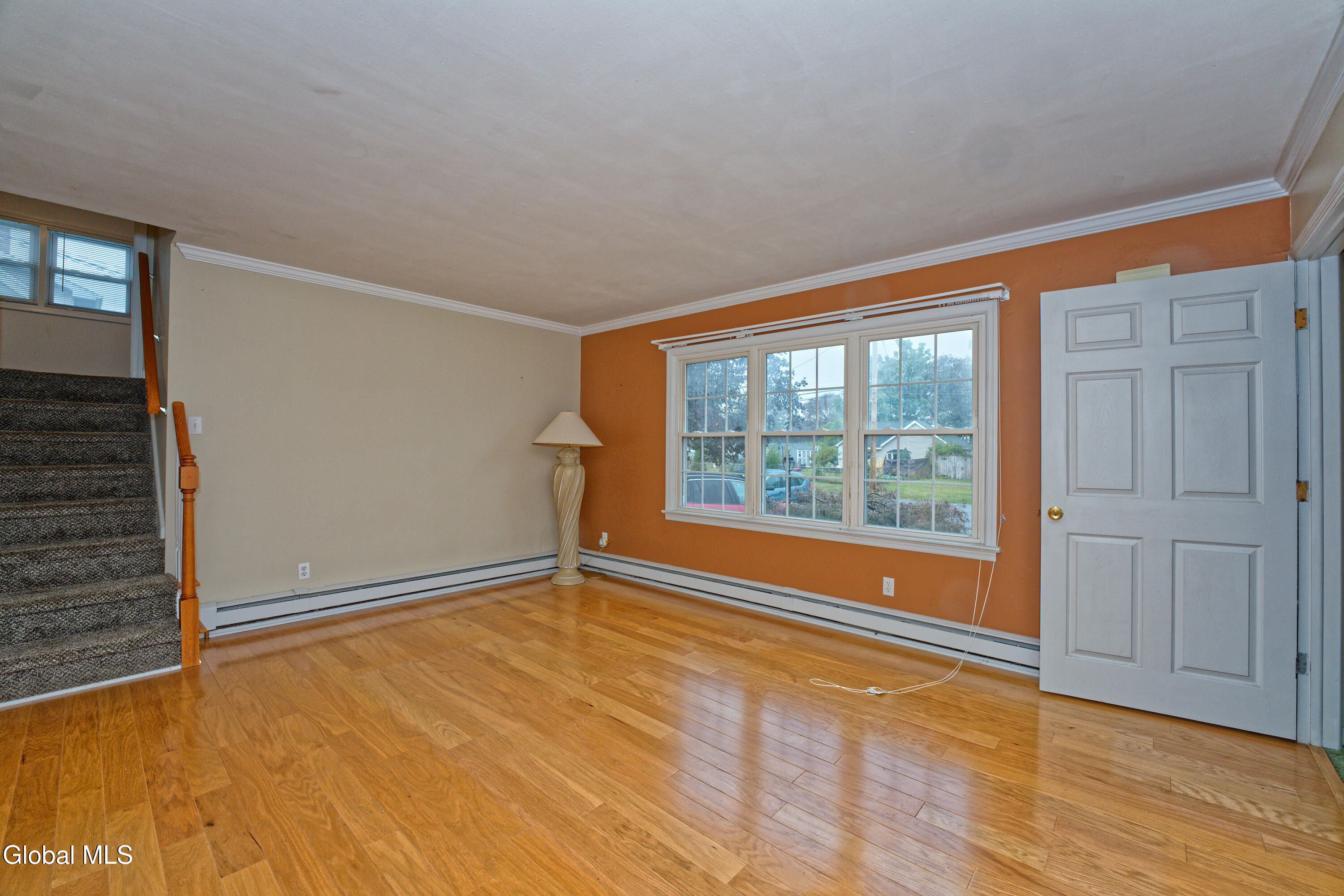 219 Rotterdam Street Rotterdam, NY 12306 - Photo 6 of 45 1 Main House 2