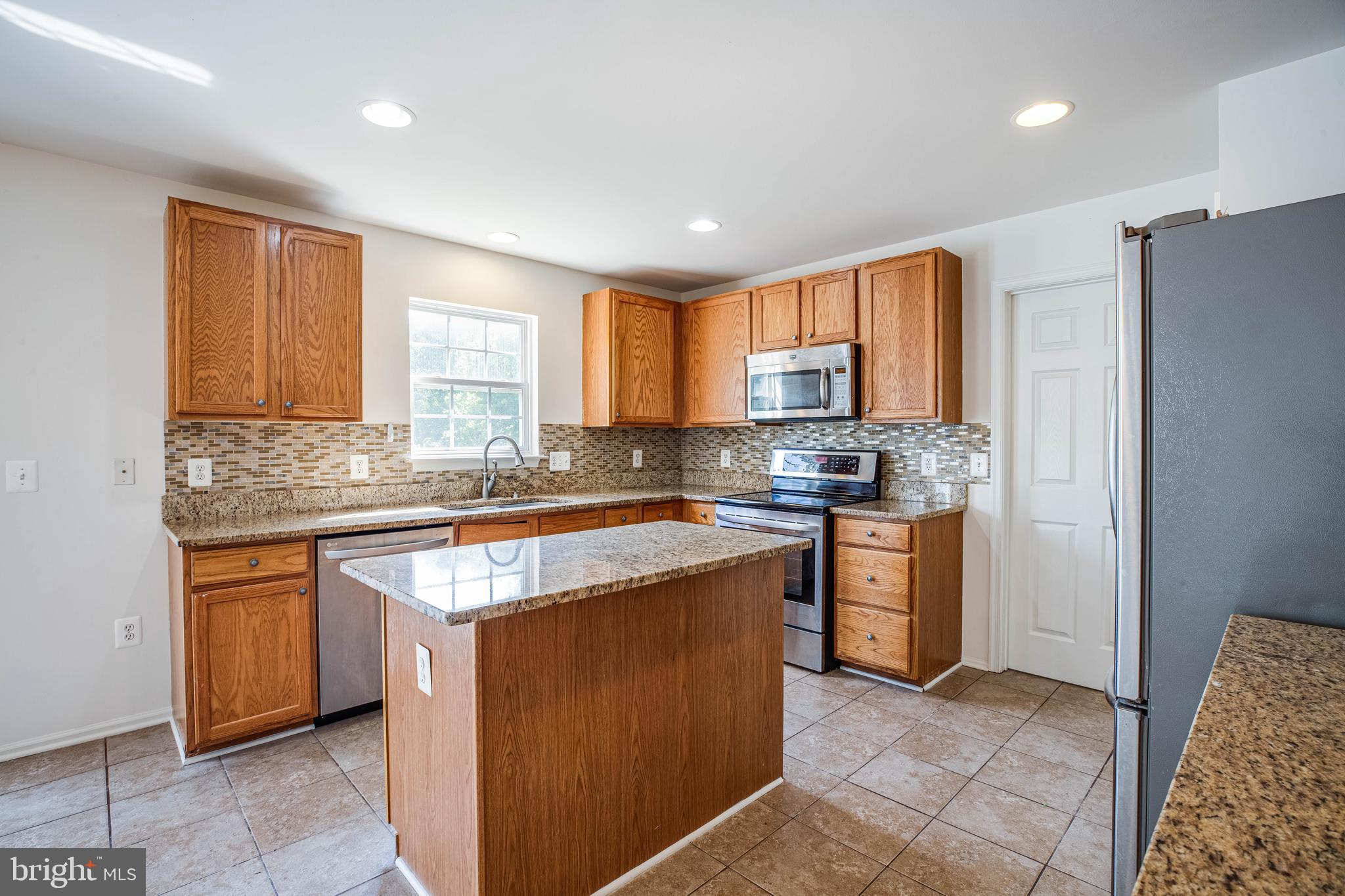 42 Ripley Road Stafford, VA 22556 - Photo 20 of 56 Kitchen