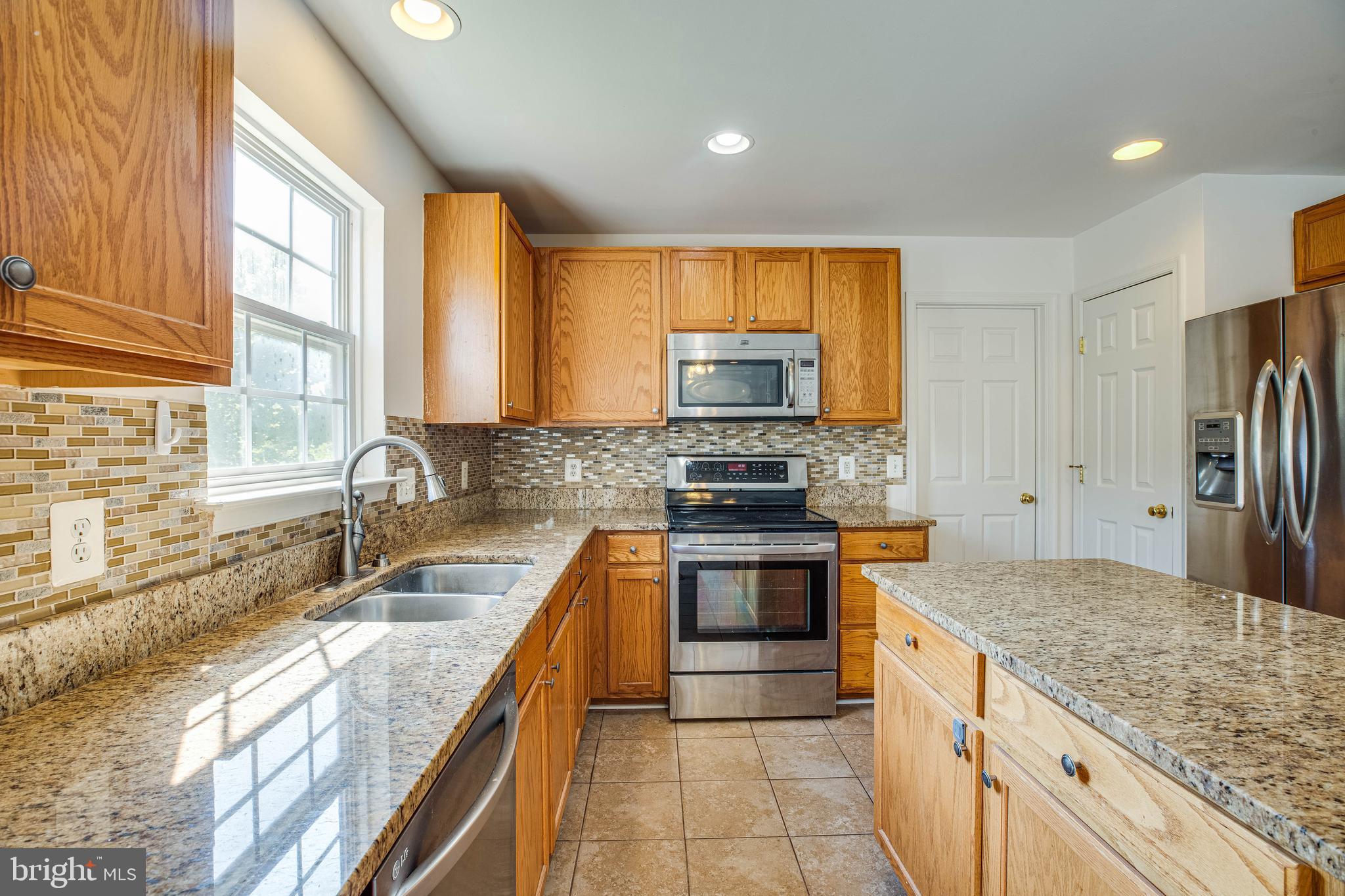 42 Ripley Road Stafford, VA 22556 - Photo 21 of 56 Kitc hen